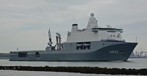 300px-HNLMS_Karel_Doorman,_Starboard_Bow,_04.09.2017.jpg