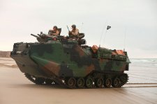 aav7-amphibious-assault-vehicle-03.jpg